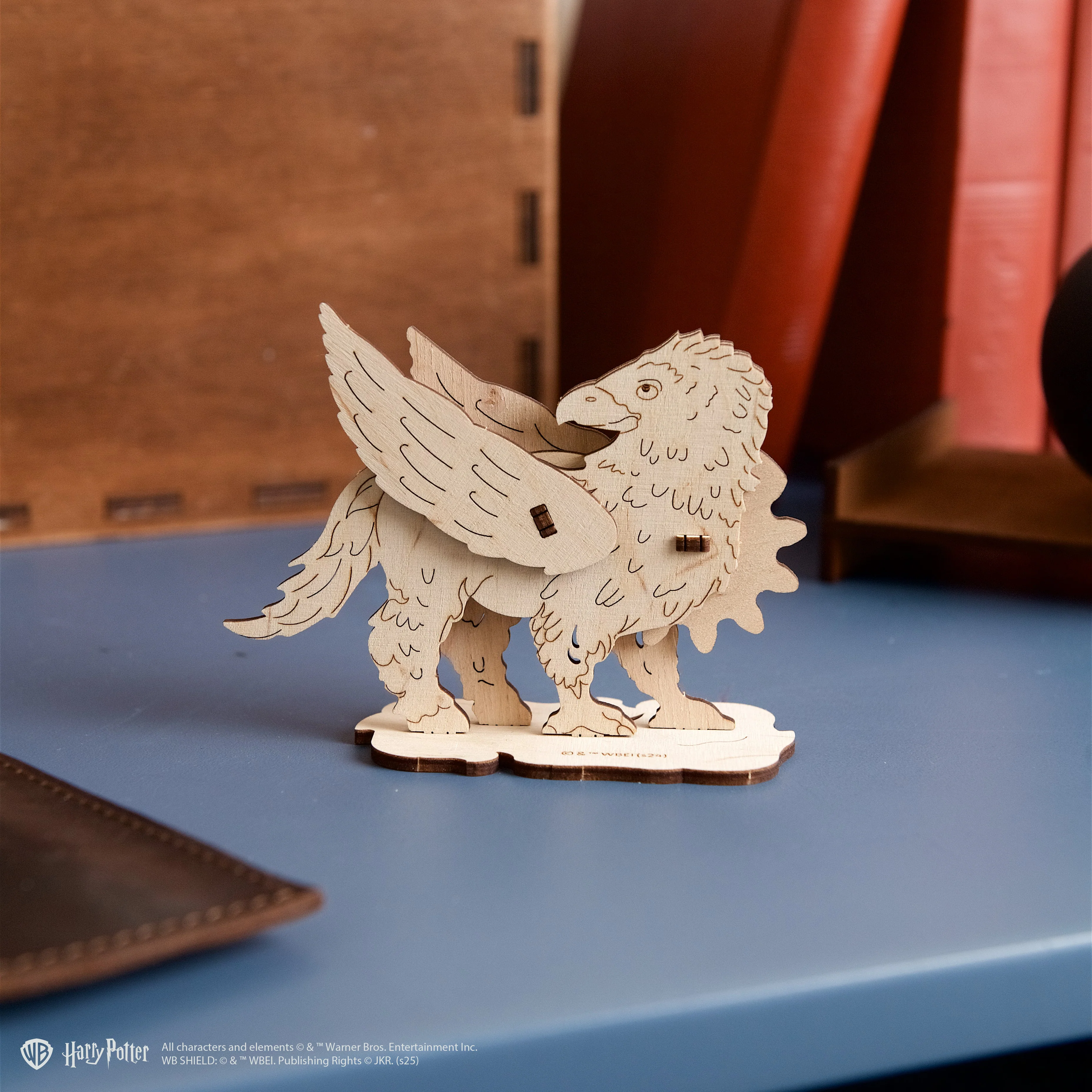 Buckbeak⢠hippogriff - Image 5