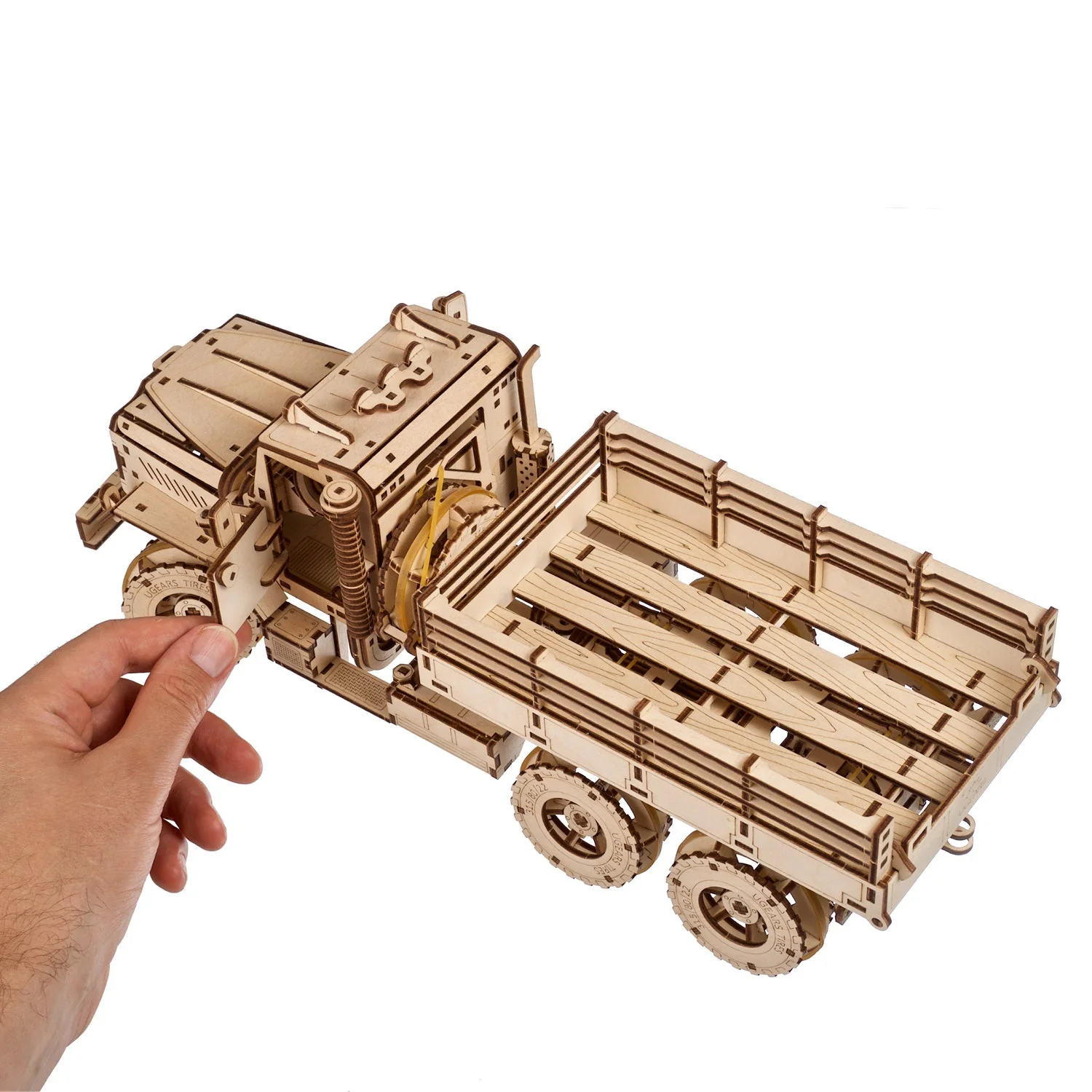 Cargo Truck - Image 4
