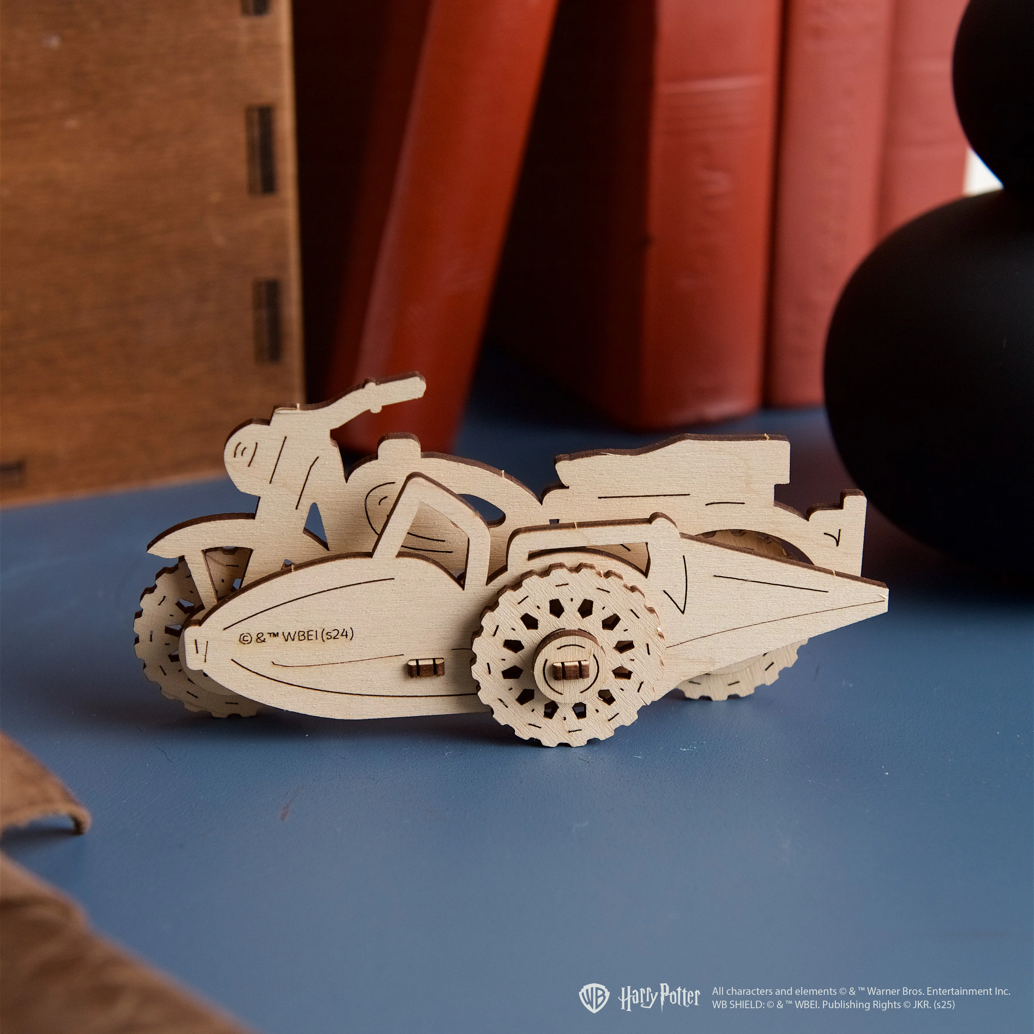 Hagrid's™ Flying Motorbike - Image 5