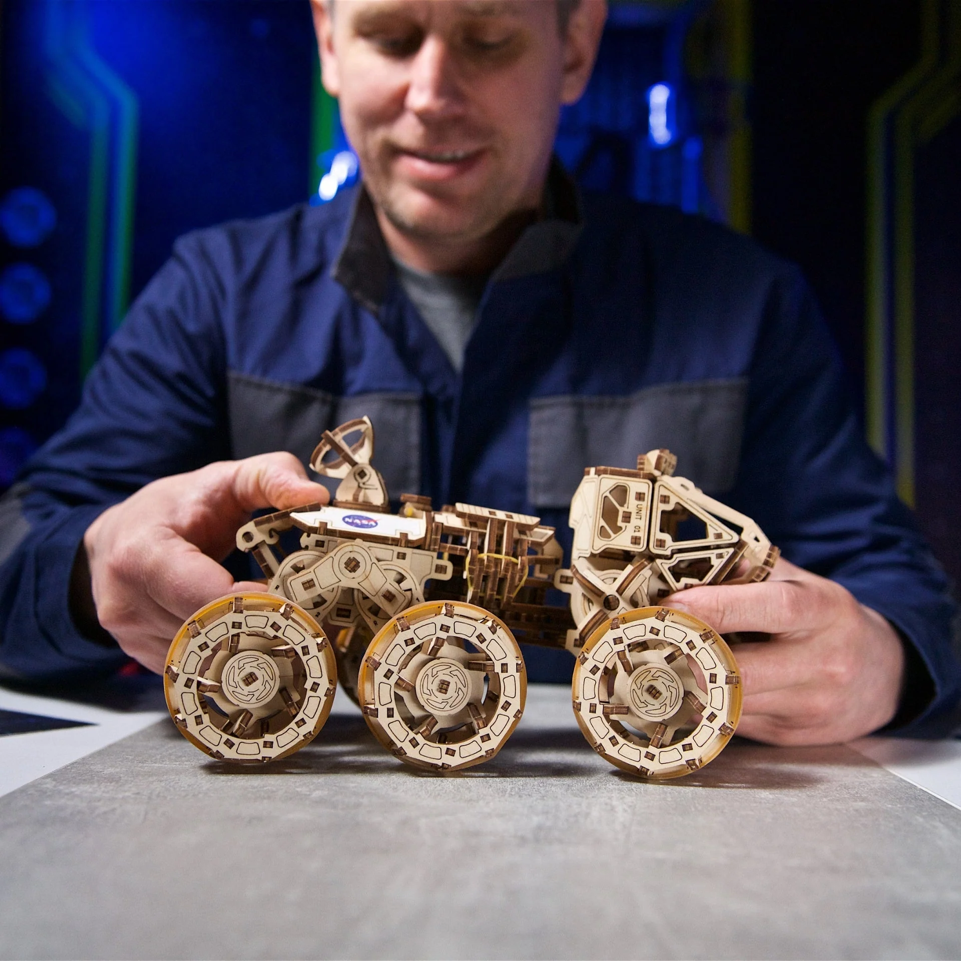 Manned Mars Rover - Image 7
