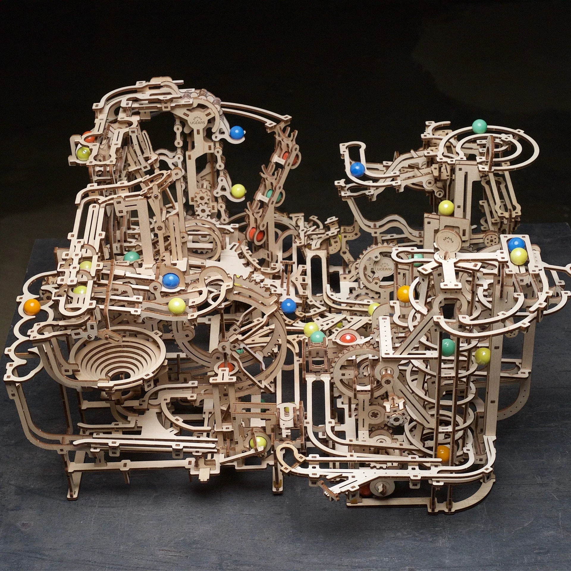 Marble Run Stepped Hoist - Image 10