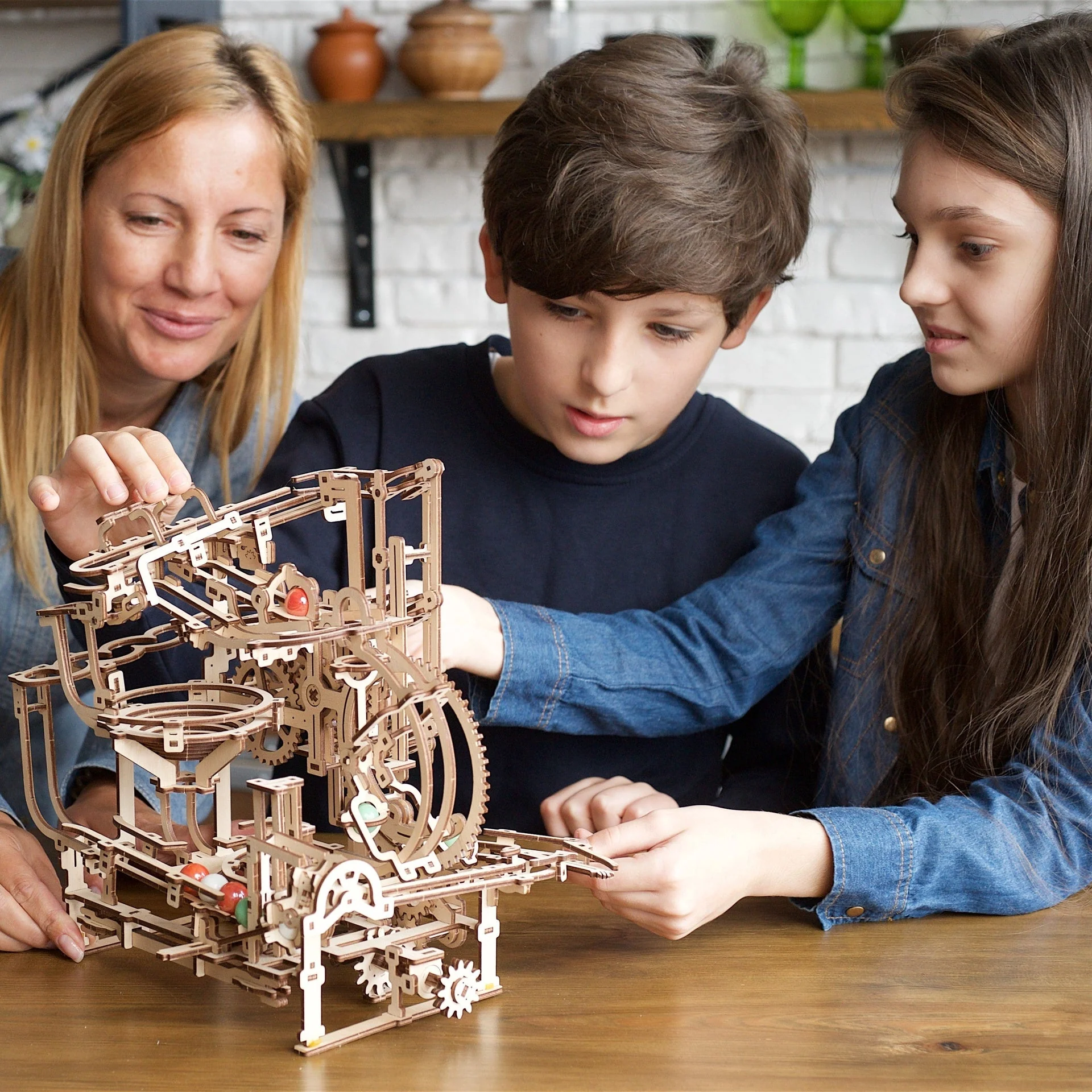 Marble Run Stepped Hoist - Image 7